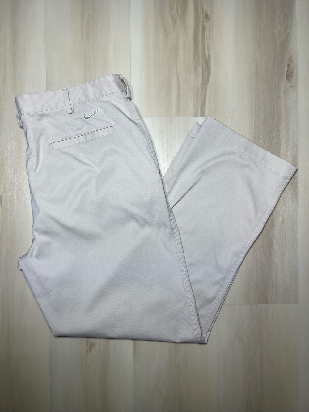 Nike Golf Men's FitDry Pants 36x32 Khaki Beige Flat Front Polyester Slacks
